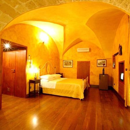 Отель Nel Centro Storico Галатина Номер фото